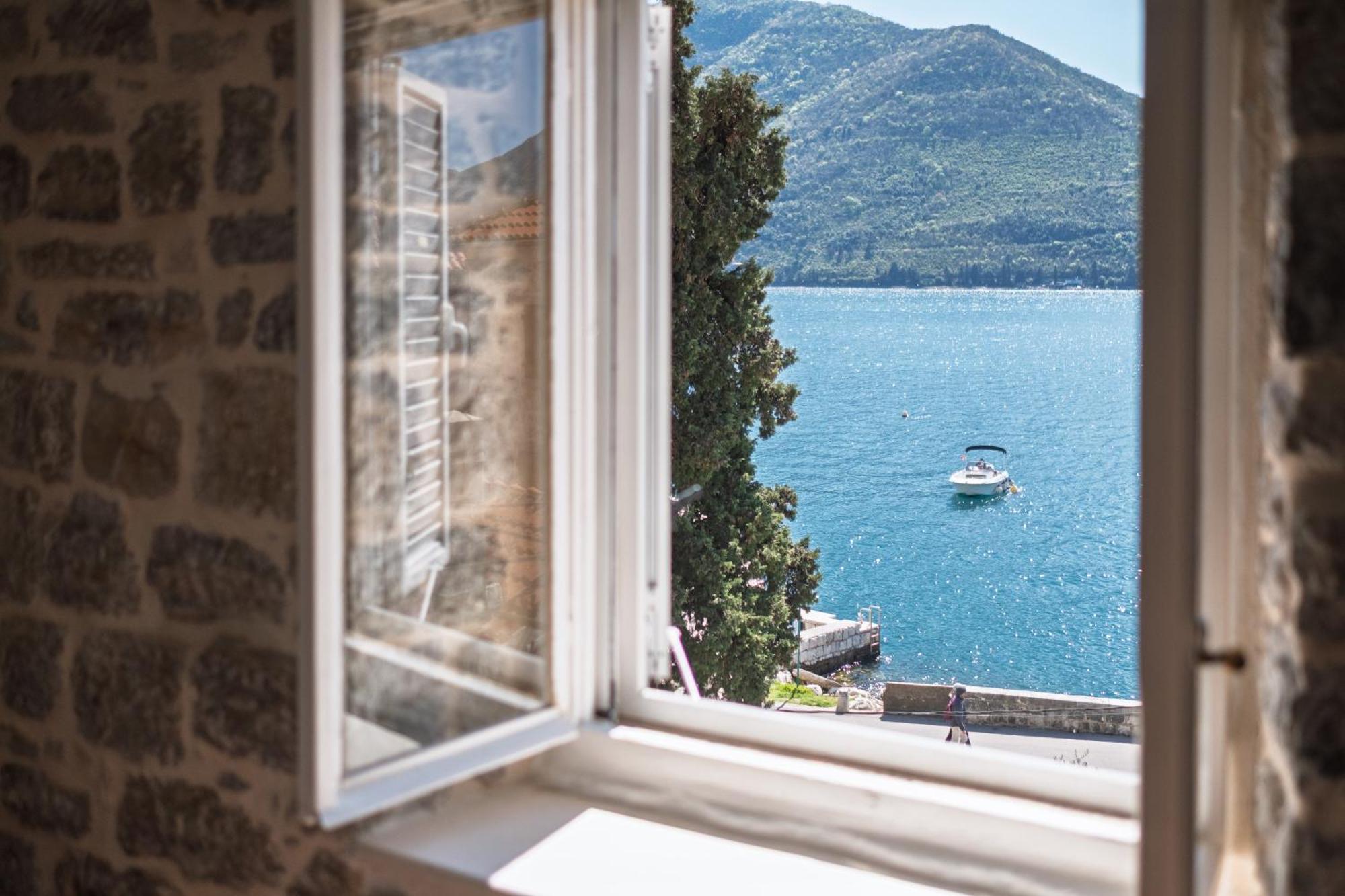 Bluemarine Rooms & Apartments Perast Kültér fotó